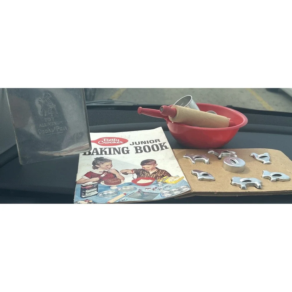 Betty Crocker 1953 Jr Baking Kit Items With Extras Vintage *not A Complete Kit